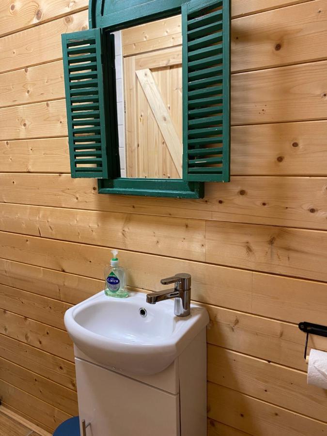 Modern Summerhouse Лимингтън Екстериор снимка